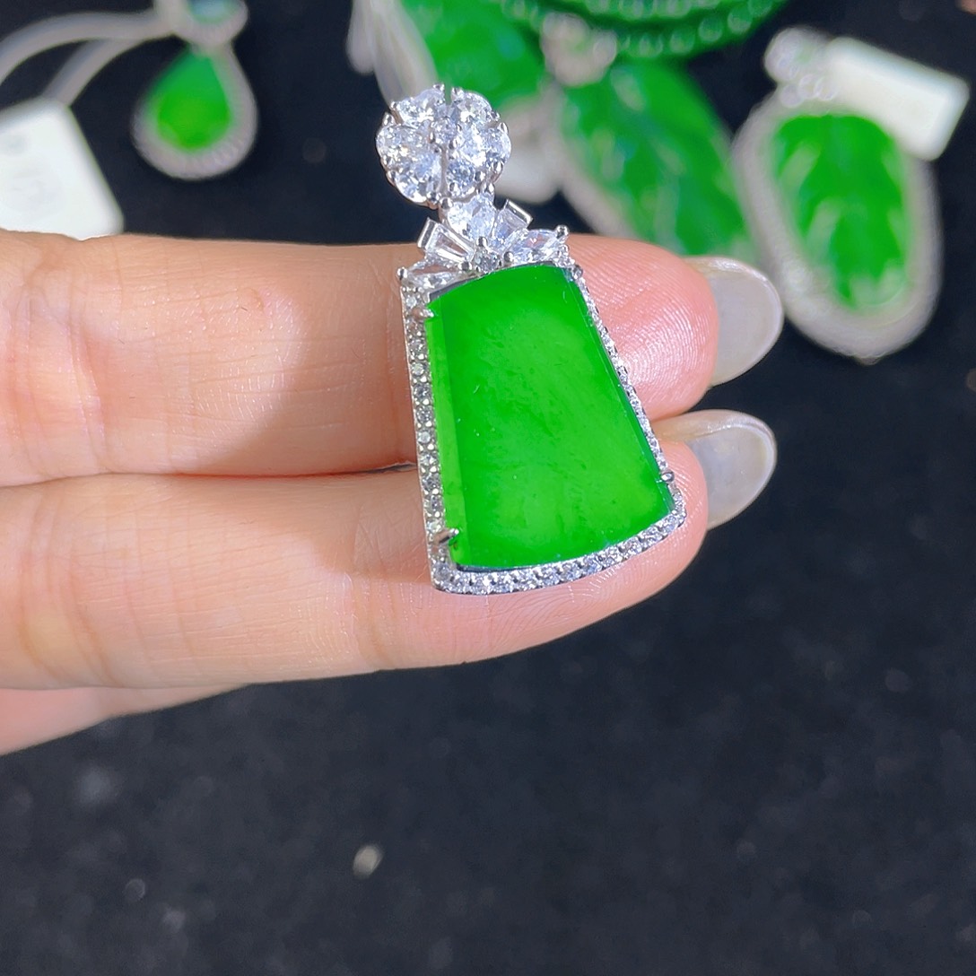 翡翠吊坠(不含链)银S925镶嵌