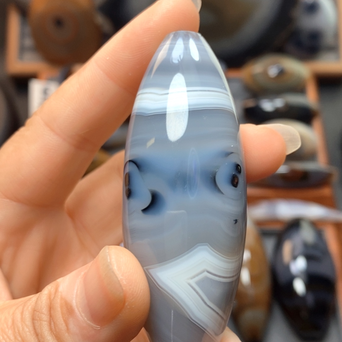 玛瑙/玉髓未镶嵌珠宝奇石