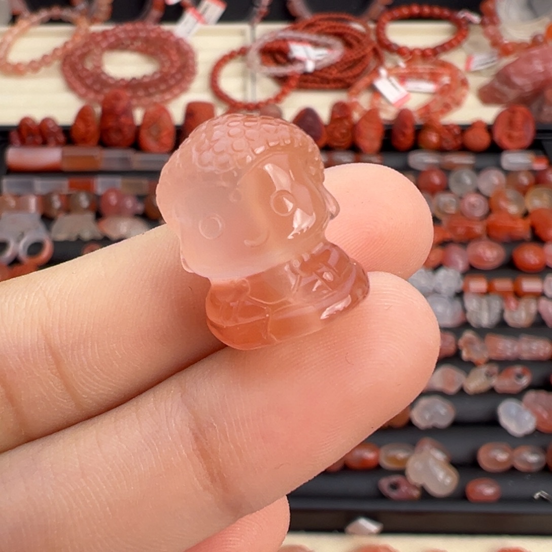 南红玛瑙未镶嵌颈饰卡通佛