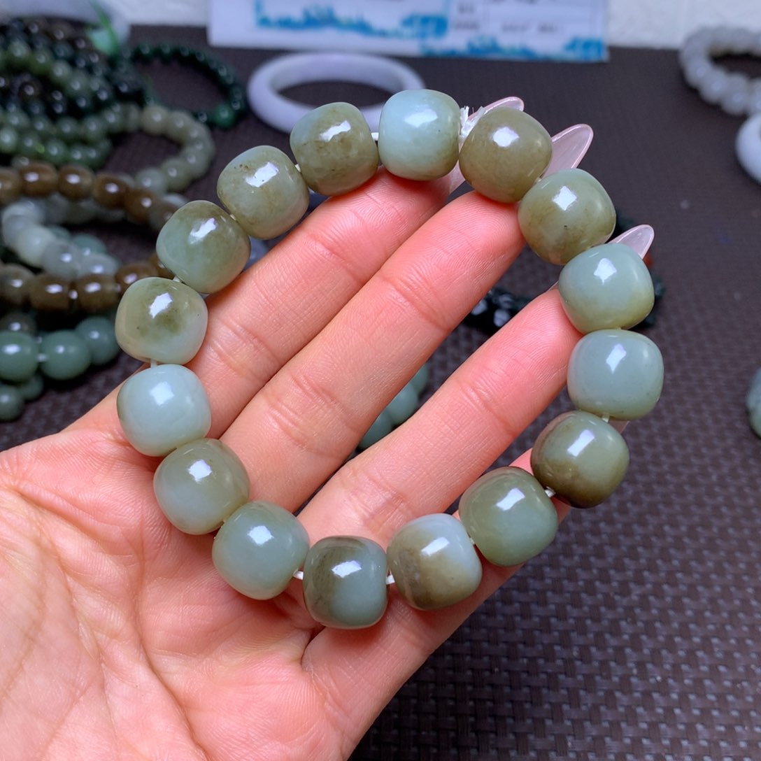 未镶嵌手串和田玉卡14