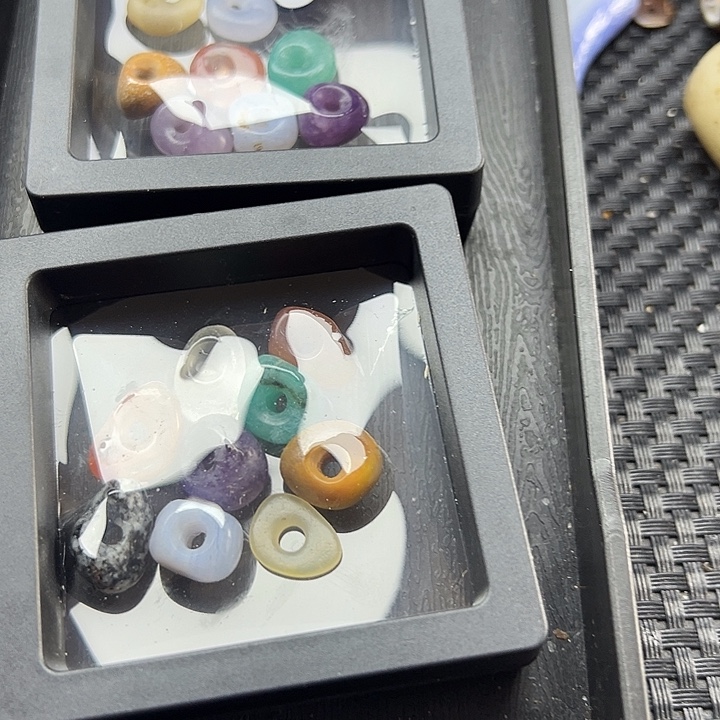 大***学玛瑙/玉髓未镶嵌手链