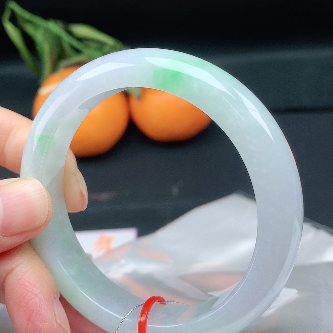 翡翠手镯未镶嵌55^_^圈