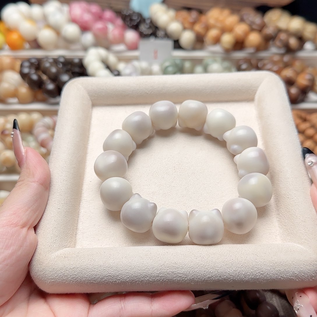 吊坠菩提根/象牙果卡18紫猫微瑕D584