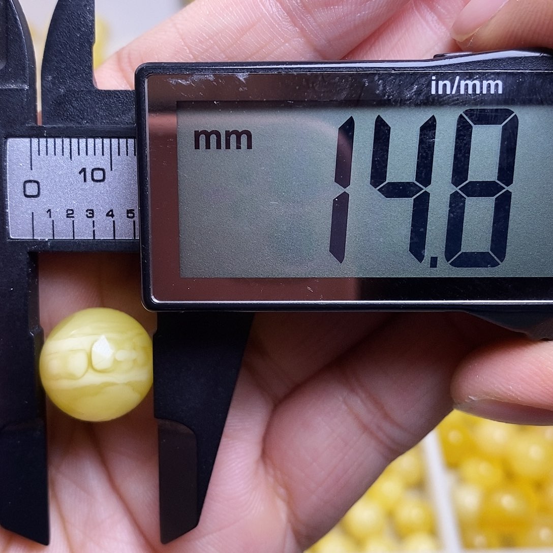 裸石琥珀未镶嵌蜜蜡圆珠
