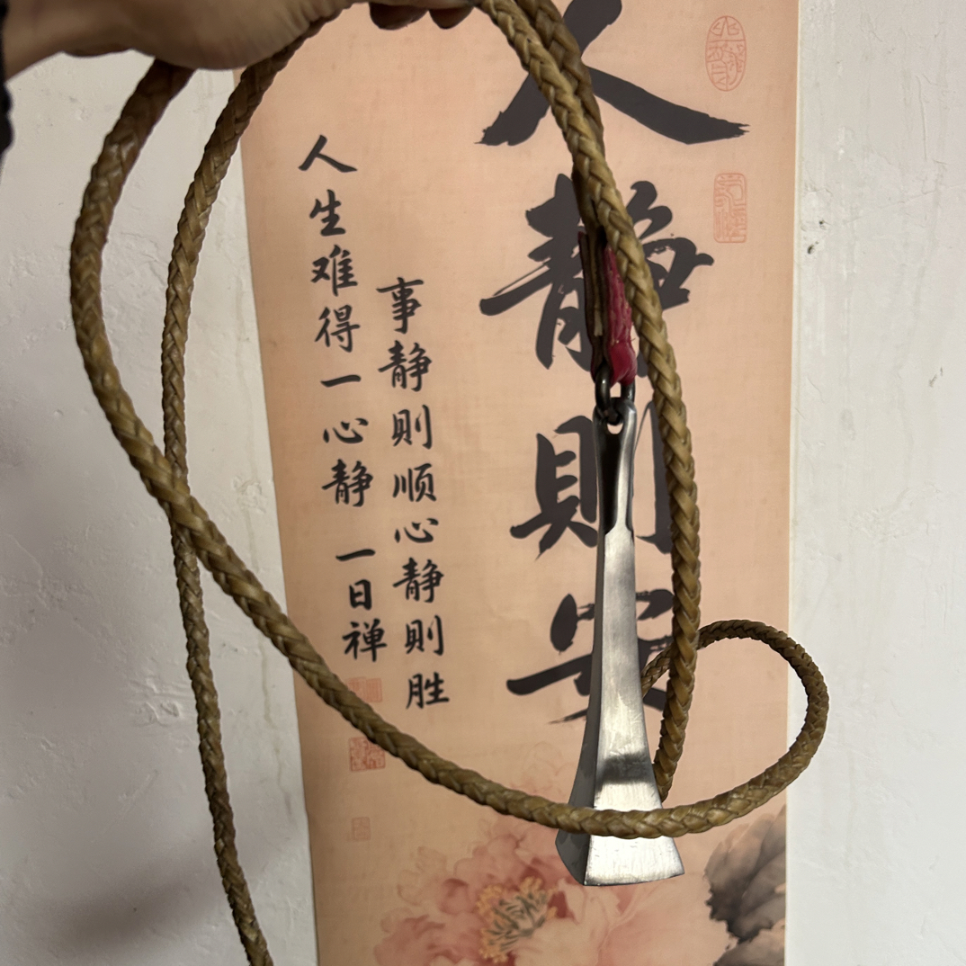 带皮绳藏地流星锤、总长1.8米左右、六股手工编制牛皮绳