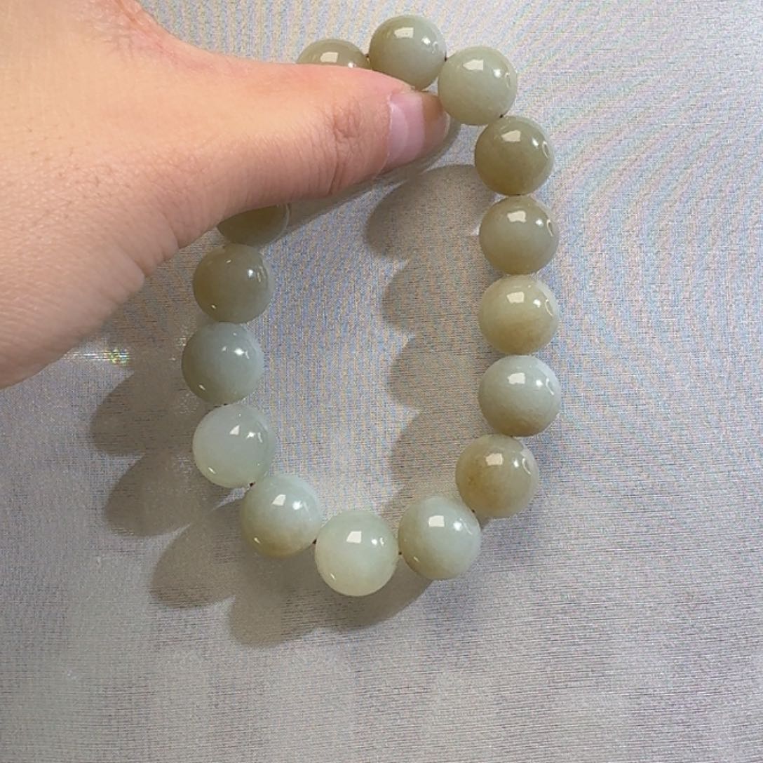 和田玉颈饰未镶嵌且末近矿12mm