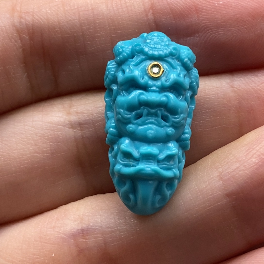 P***o绿松石未镶嵌颈饰