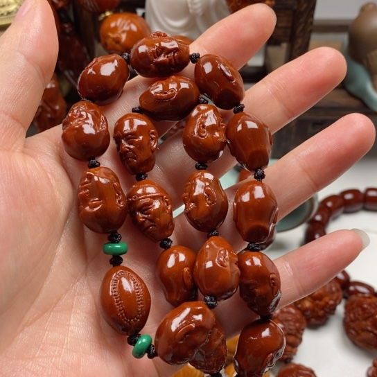 橄榄核吊坠社****?回血回血