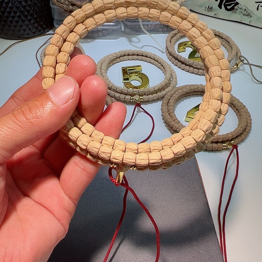 柏香籽/百香籽吊坠循**月