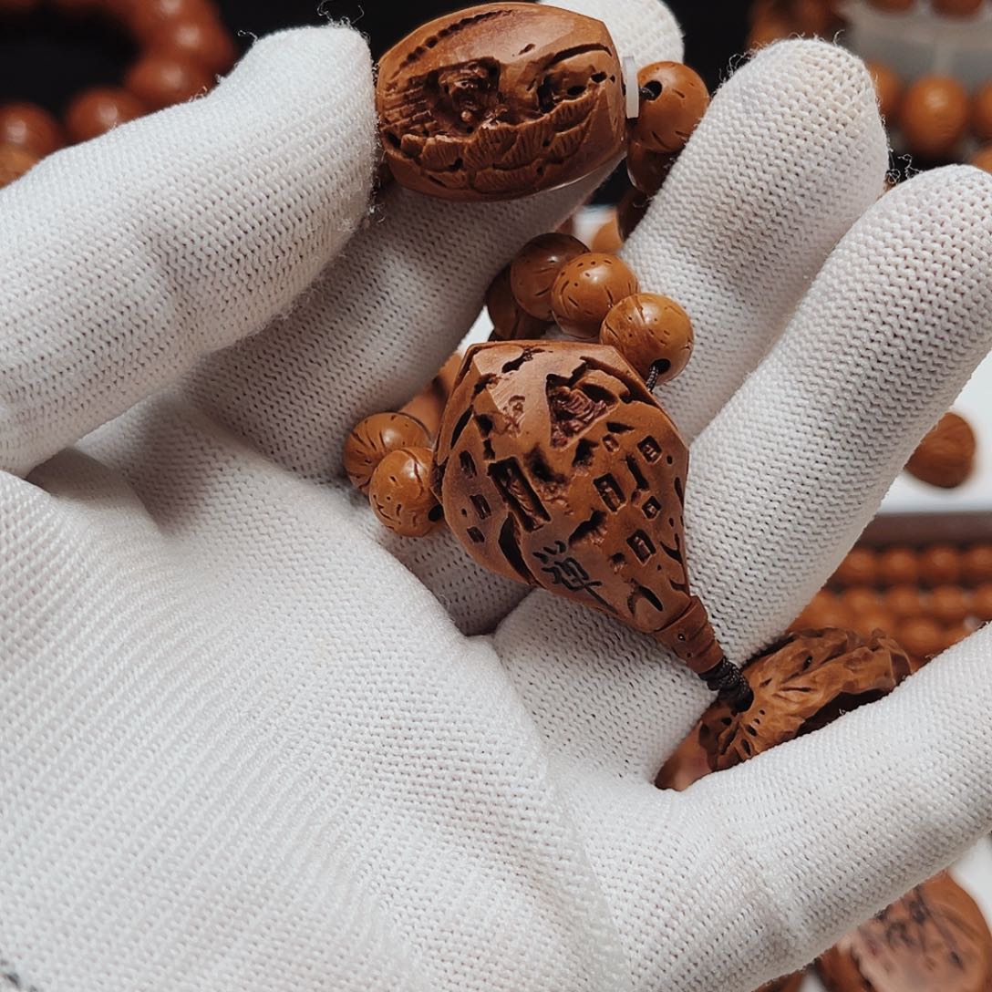 核桃手串/手链我****?手工桃核顶珠三通各一个