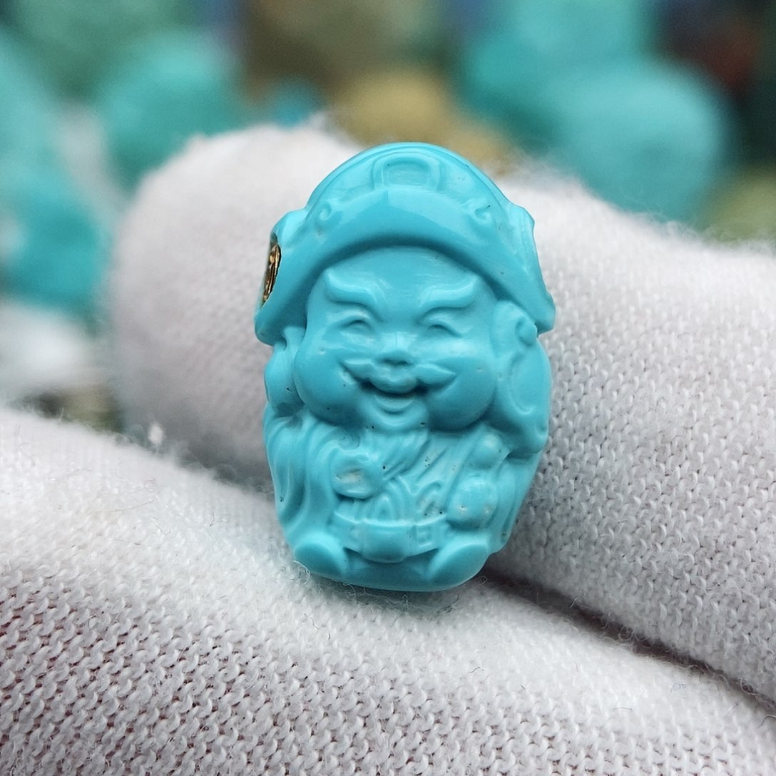 绿松石颈饰未镶嵌