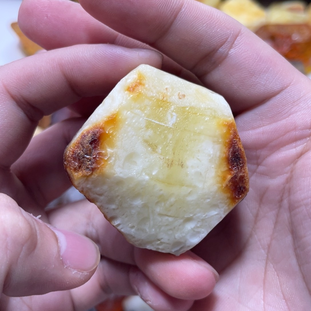 定制琥珀静*天然原矿