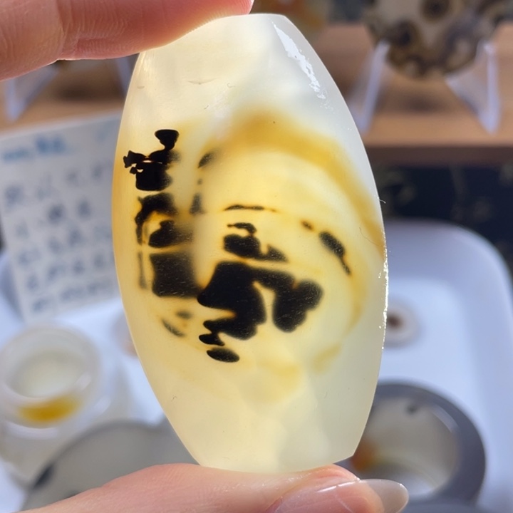玛瑙/玉髓未镶嵌牌子