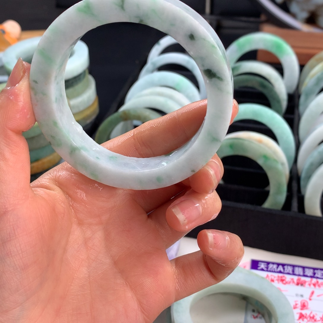 定制翡翠天然未镶嵌