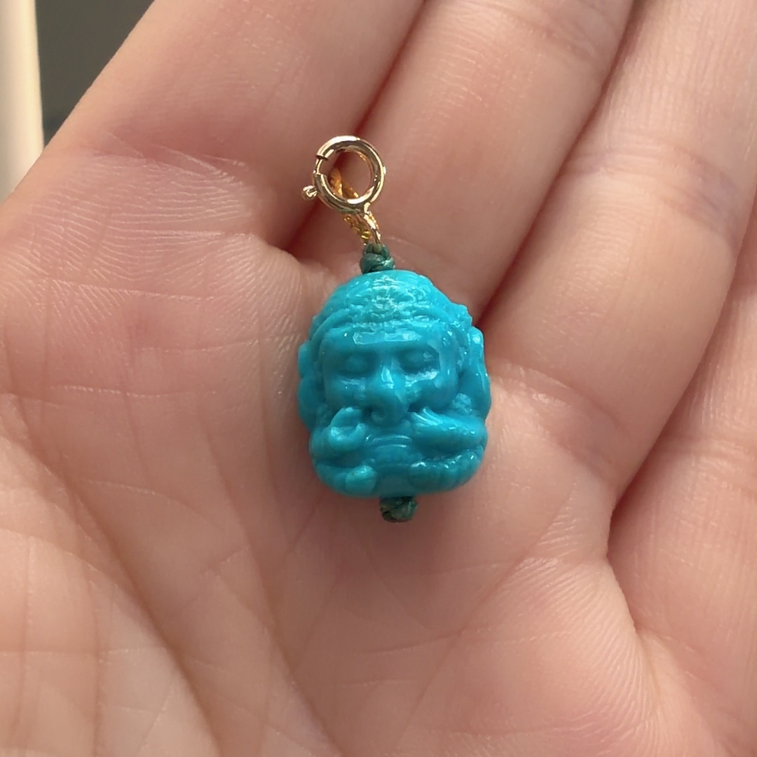 绿松石未镶嵌颈饰