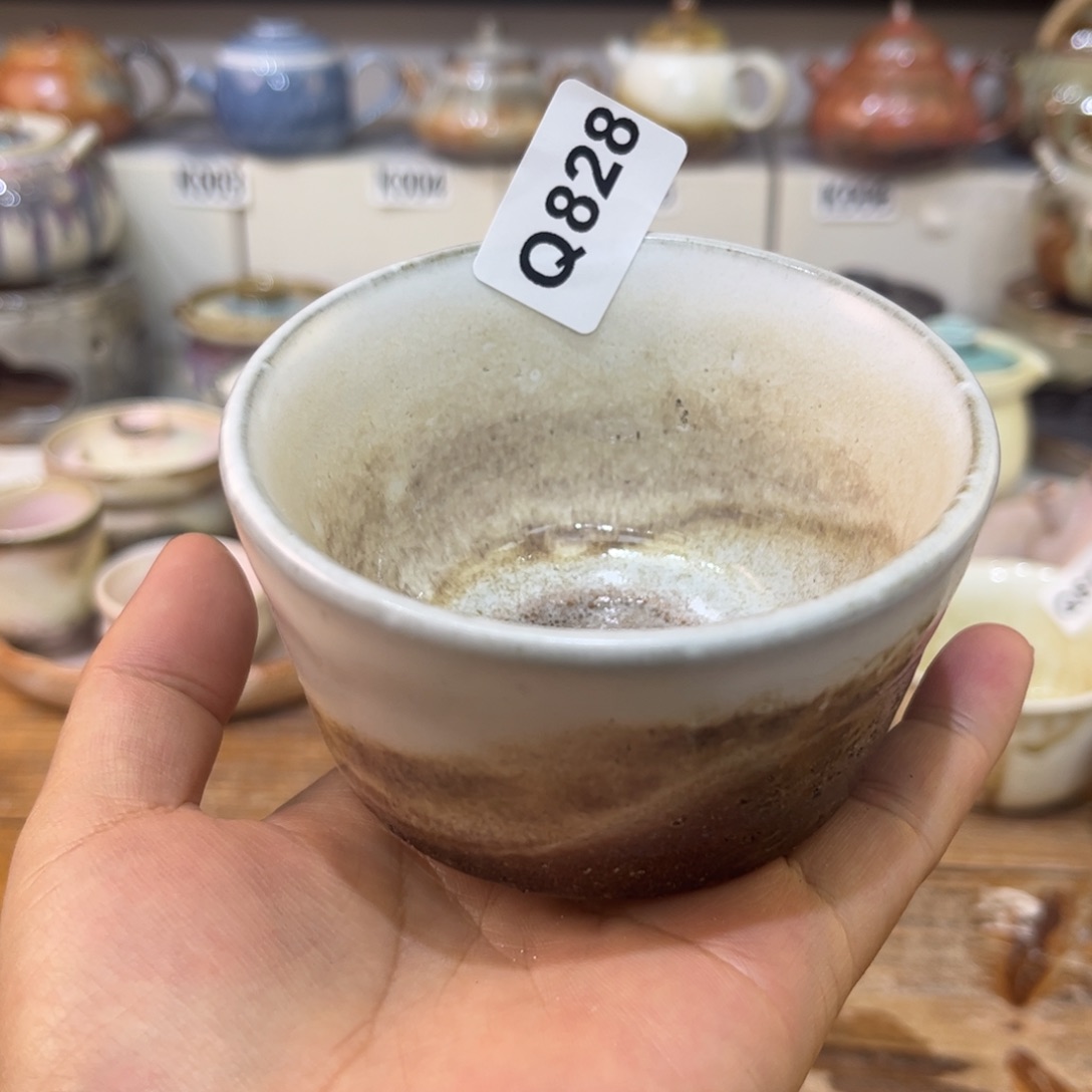 白泥茶杯陶瓷艺术