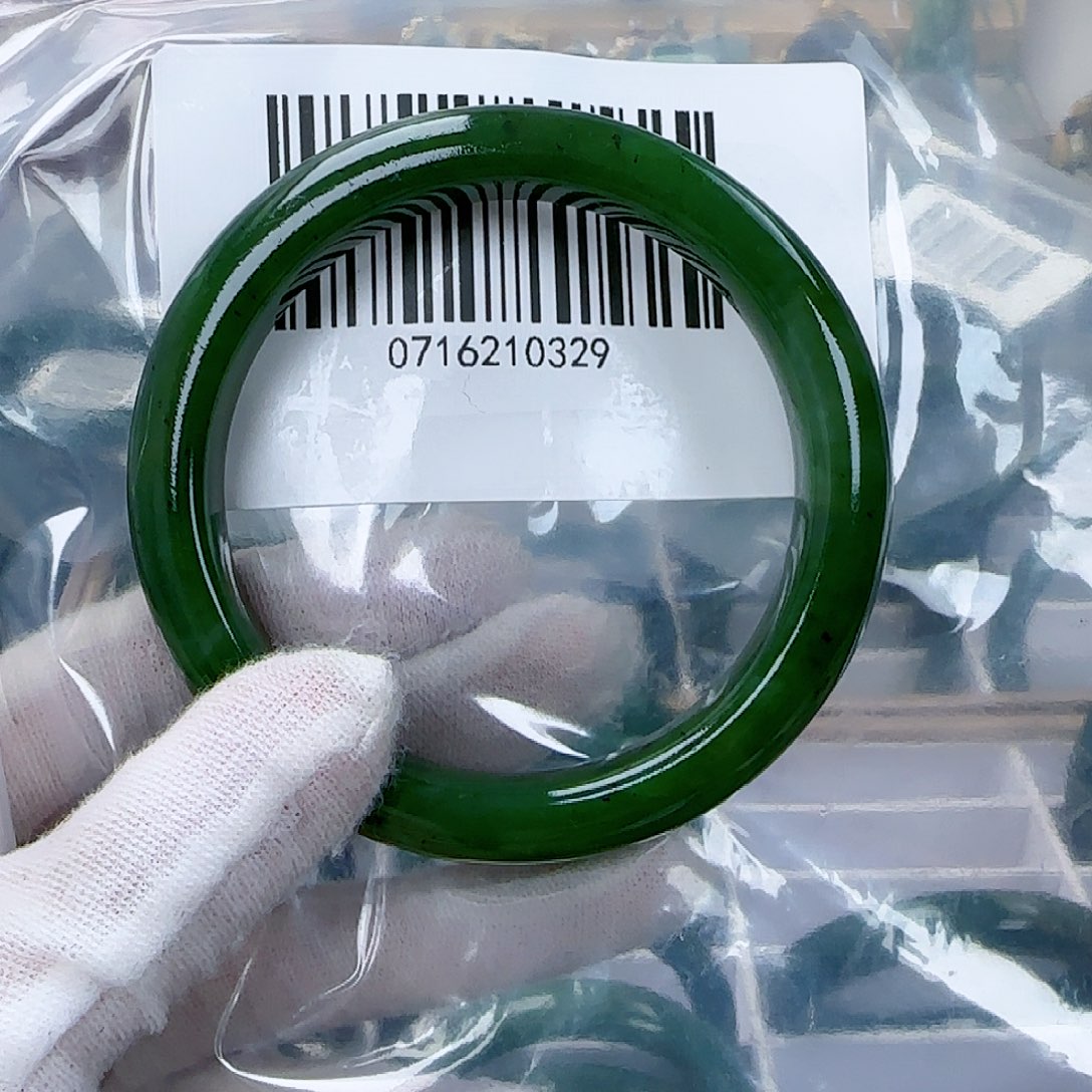 和田玉（碧玉）手镯未镶嵌60