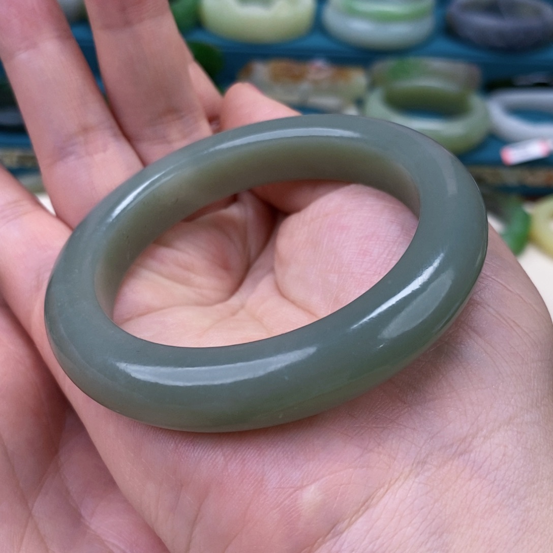 和田玉手镯57.8未镶嵌