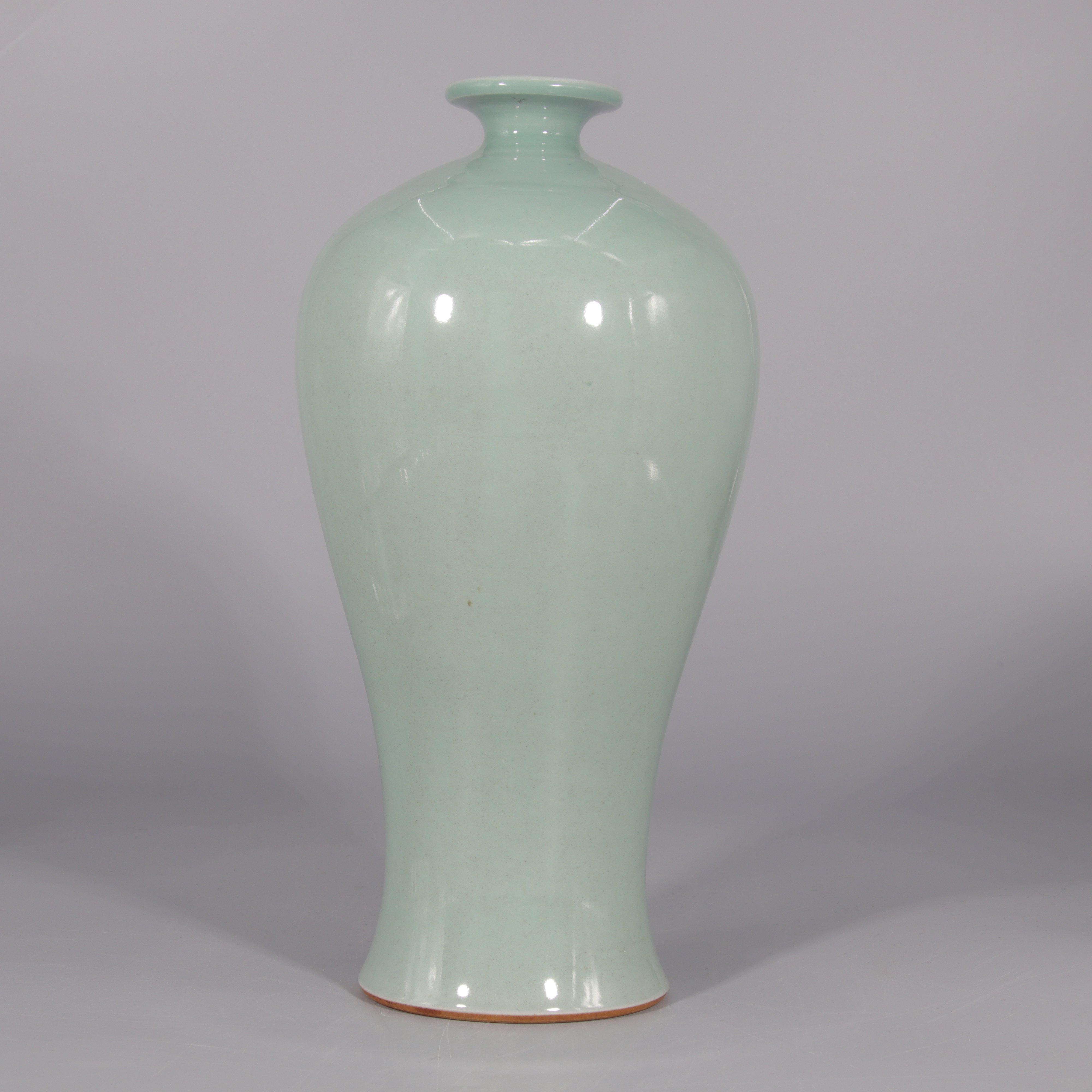 冬青釉小梅瓶     H406-017