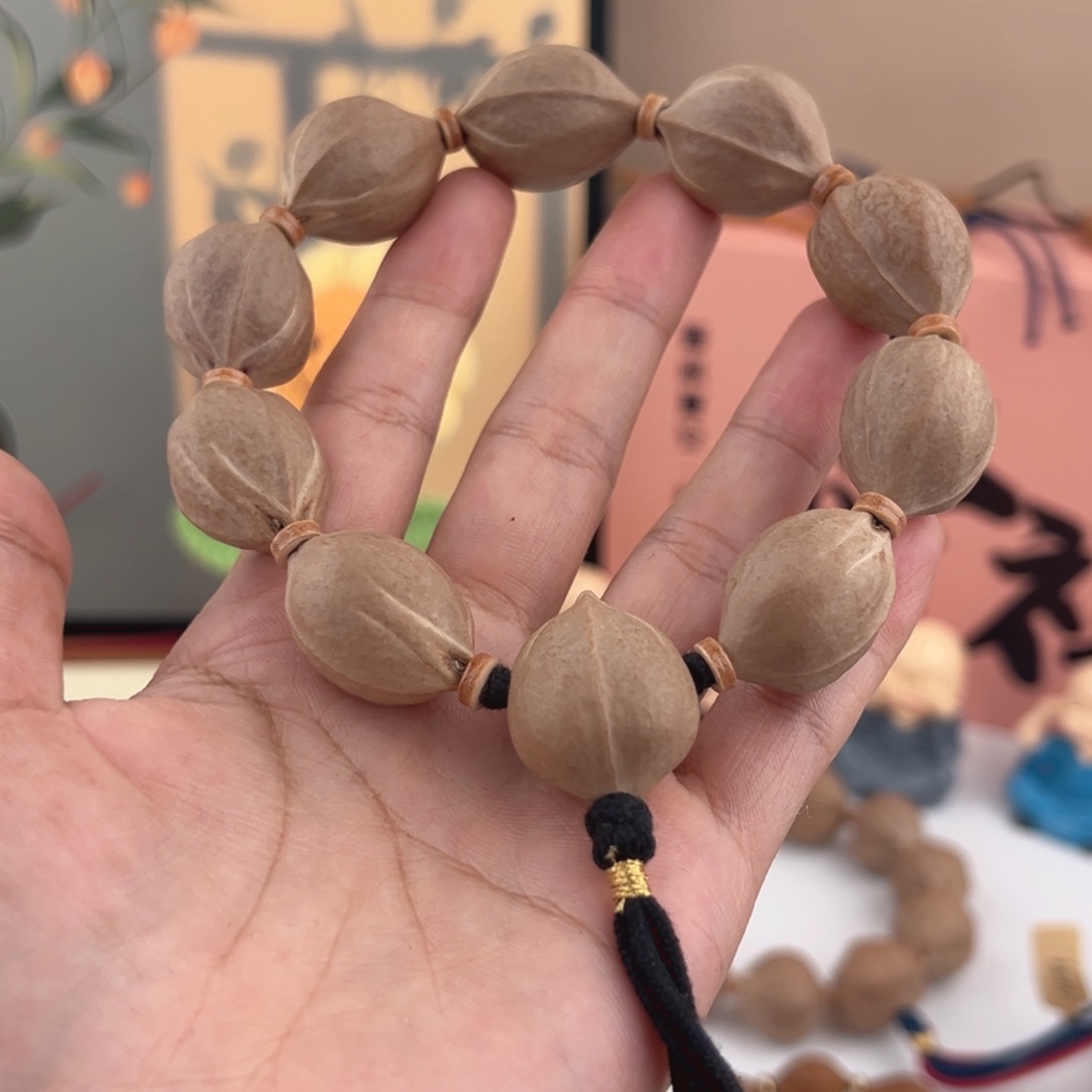 寒***冰橄榄核吊坠18×25带三通去霜发货