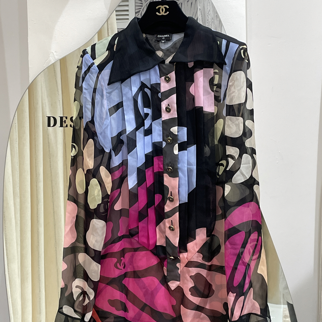 95新 Chanel/香奈儿 22S 春夏 彩色真丝 翻领中长衬衫36码 秀款新