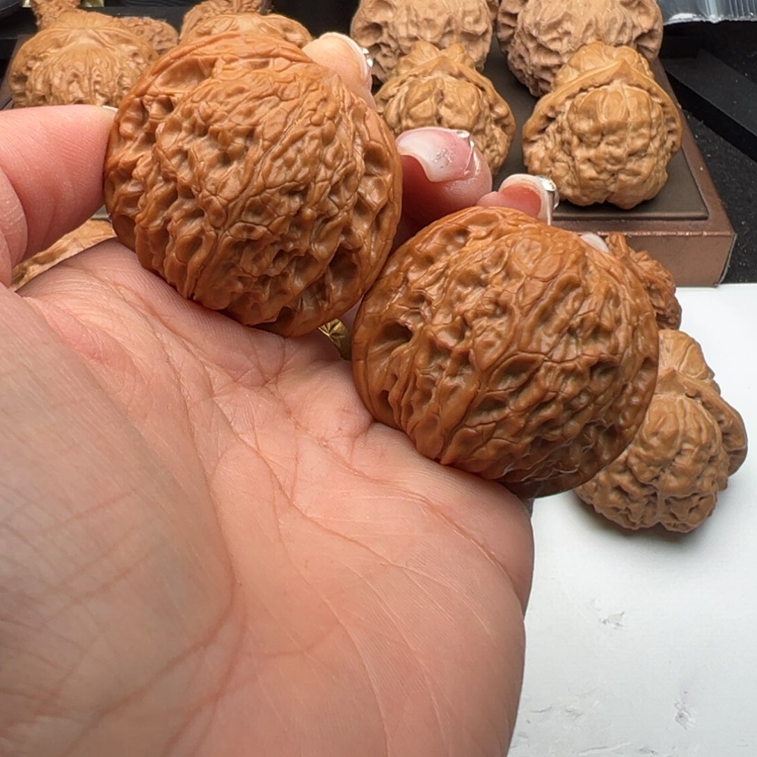 文玩核桃把件磨盘