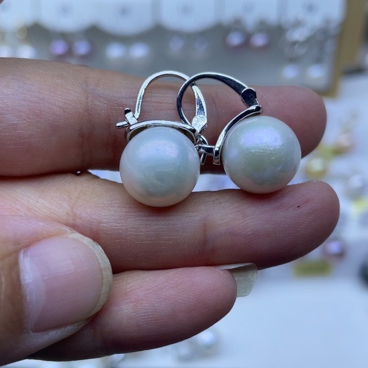 银S925镶嵌淡水珍珠耳饰