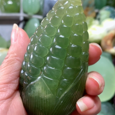 蛇纹石玉手把件未镶嵌