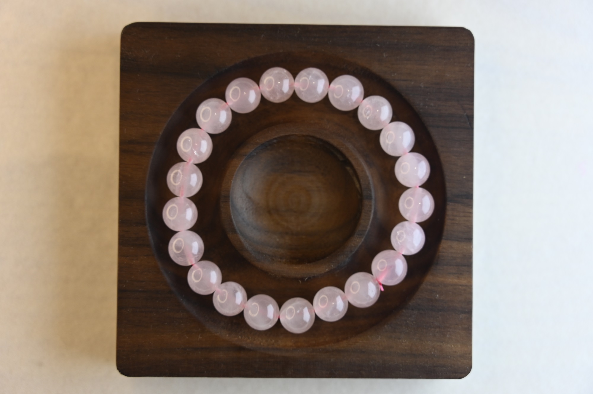 天然水润有光泽西柚粉水晶手串