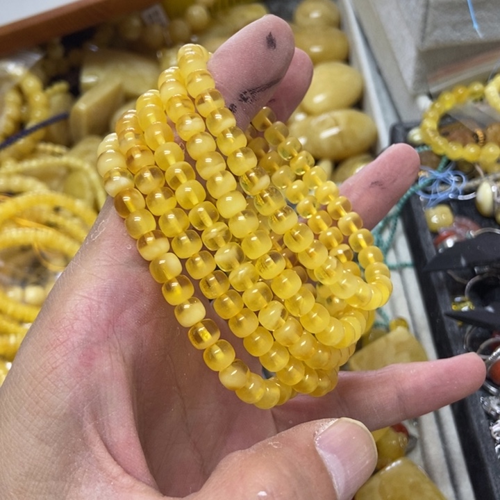 未镶嵌蜜蜡裸石多样性发货其一