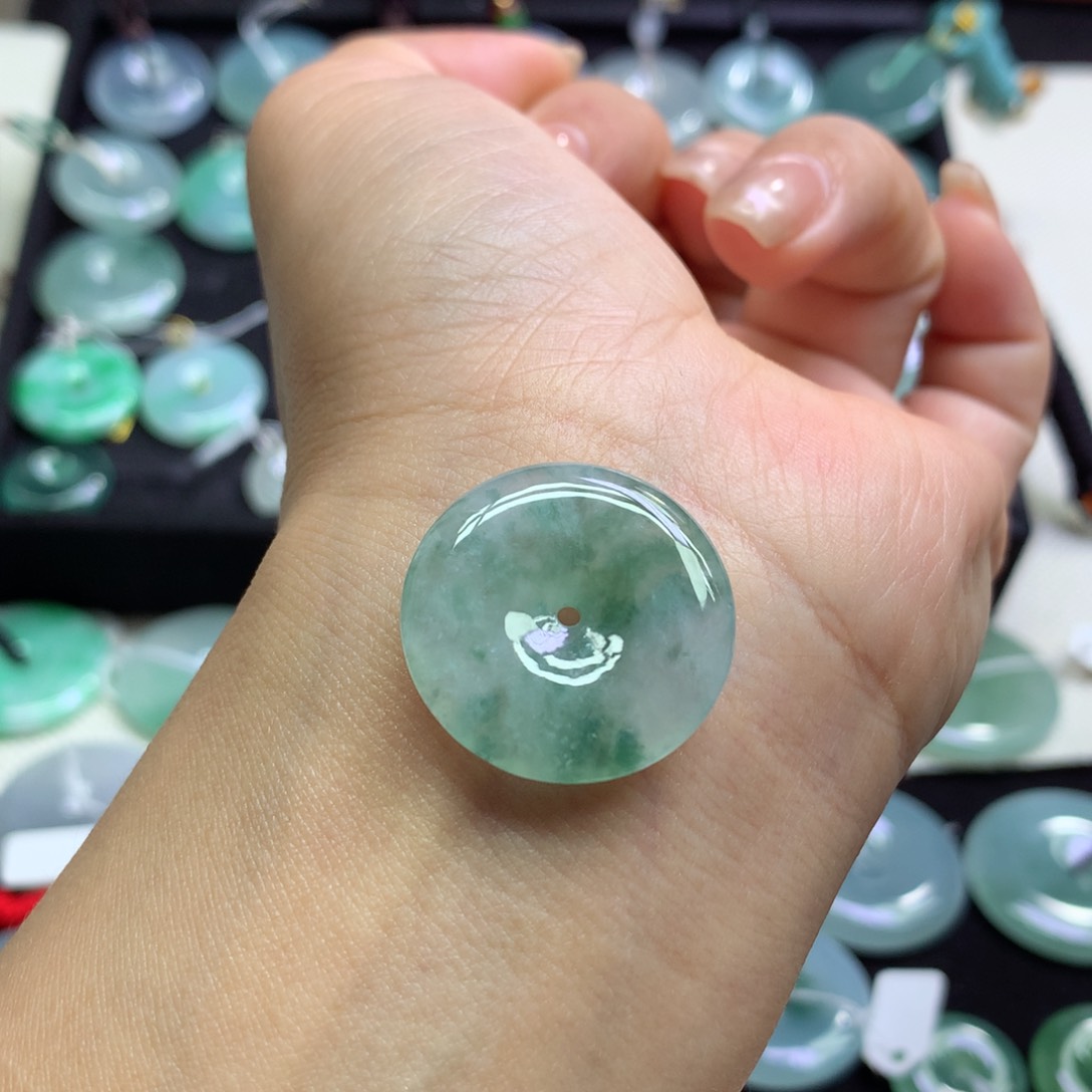 颈饰未镶嵌翡翠天然翡翠