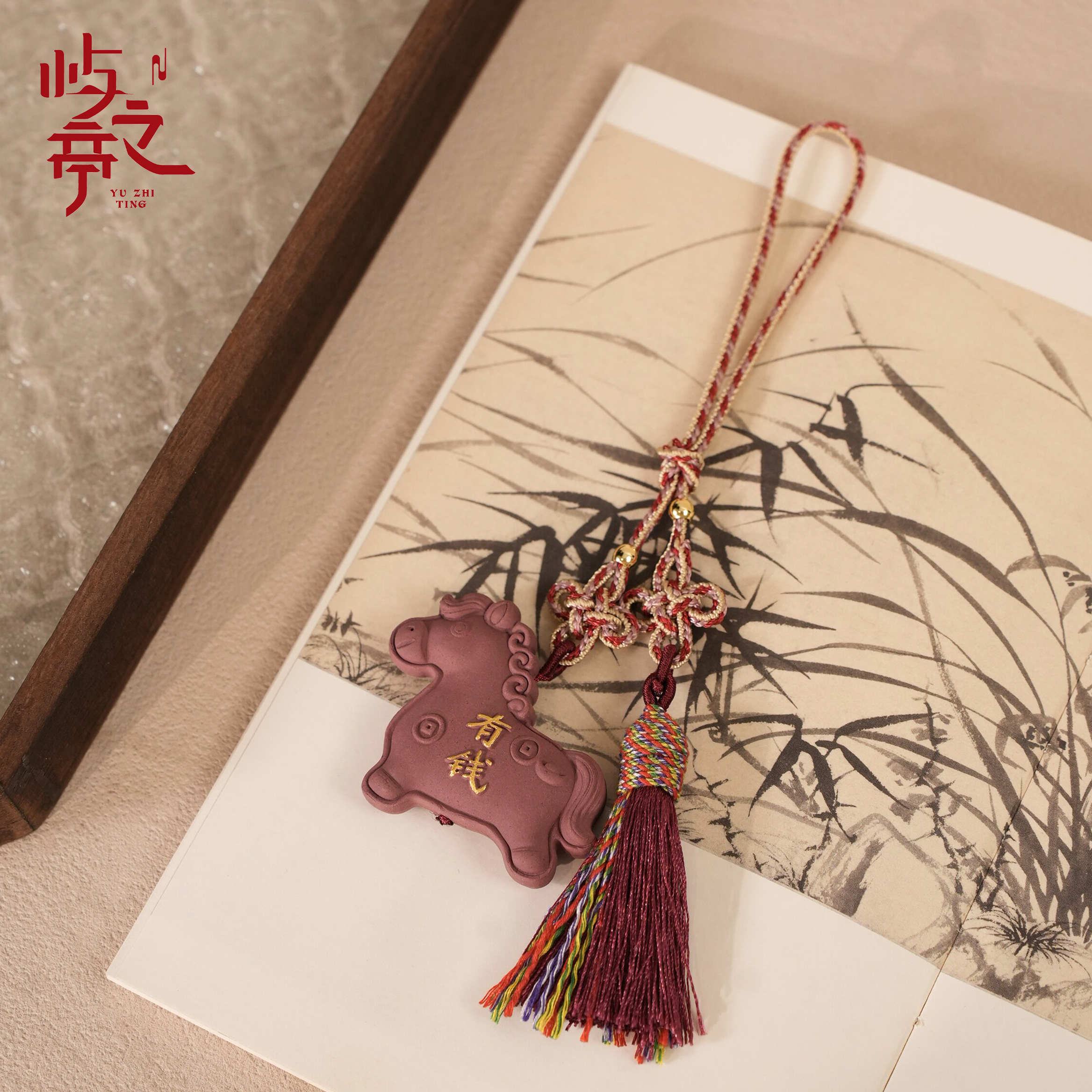 【屿之亭】马上有钱 玫瑰小马 马年香牌香薰香料