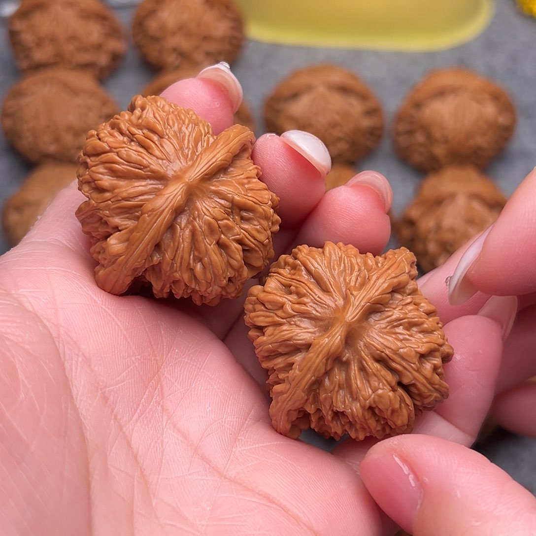 把件文玩核桃精品特价汉高楼39+