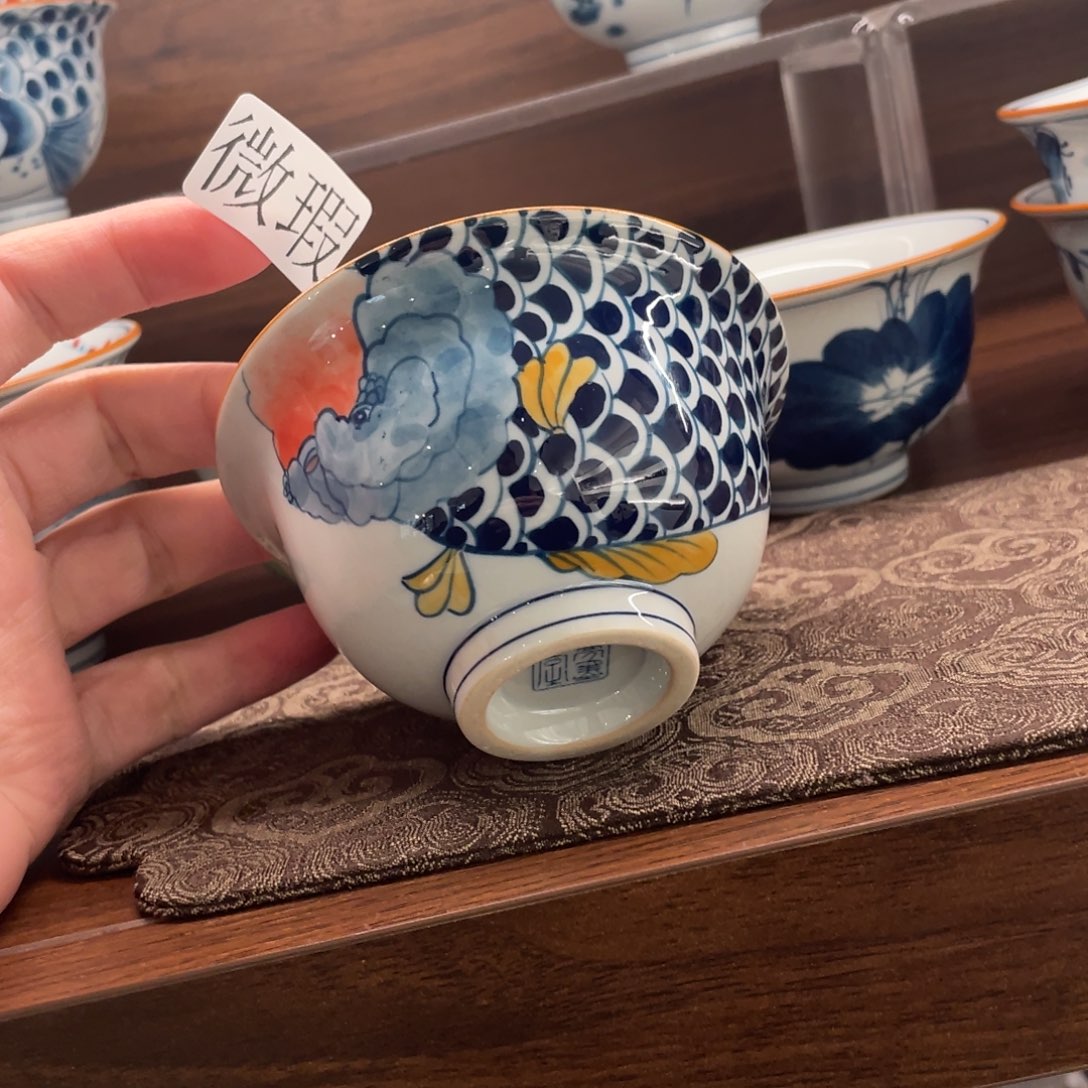 釉下手绘茶具微瑕