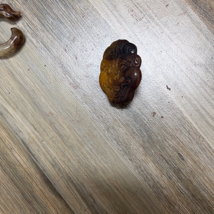 用***7和田玉（青白玉）未镶嵌把件