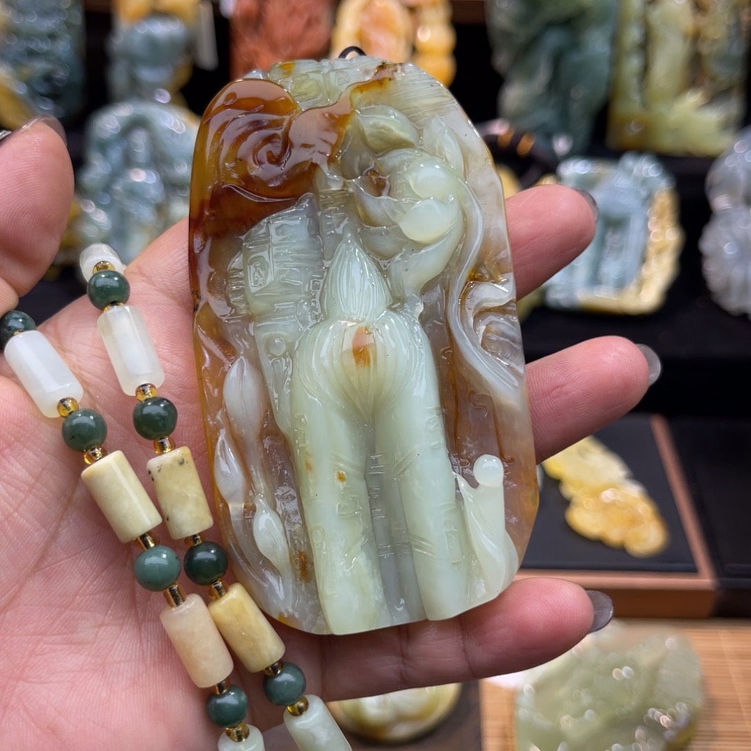 蛇纹石玉未镶嵌吊坠(赠链)