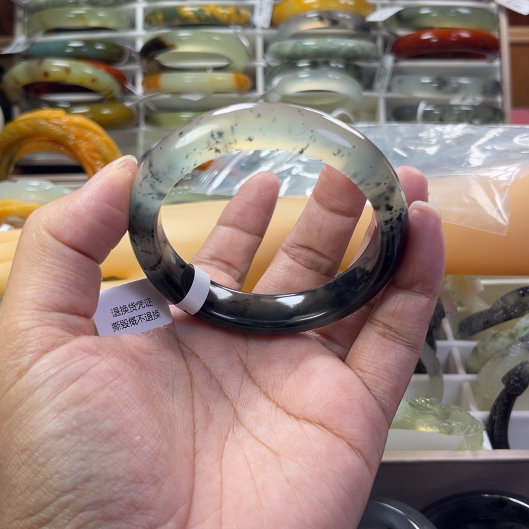 蛇纹石玉手镯未镶嵌ℳ****ℳ