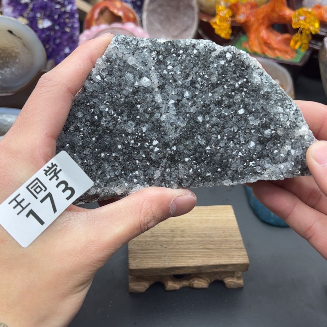 紫晶水晶摆件未镶嵌173