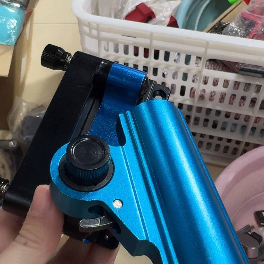 蓝色钓箱拐角炮台编号1