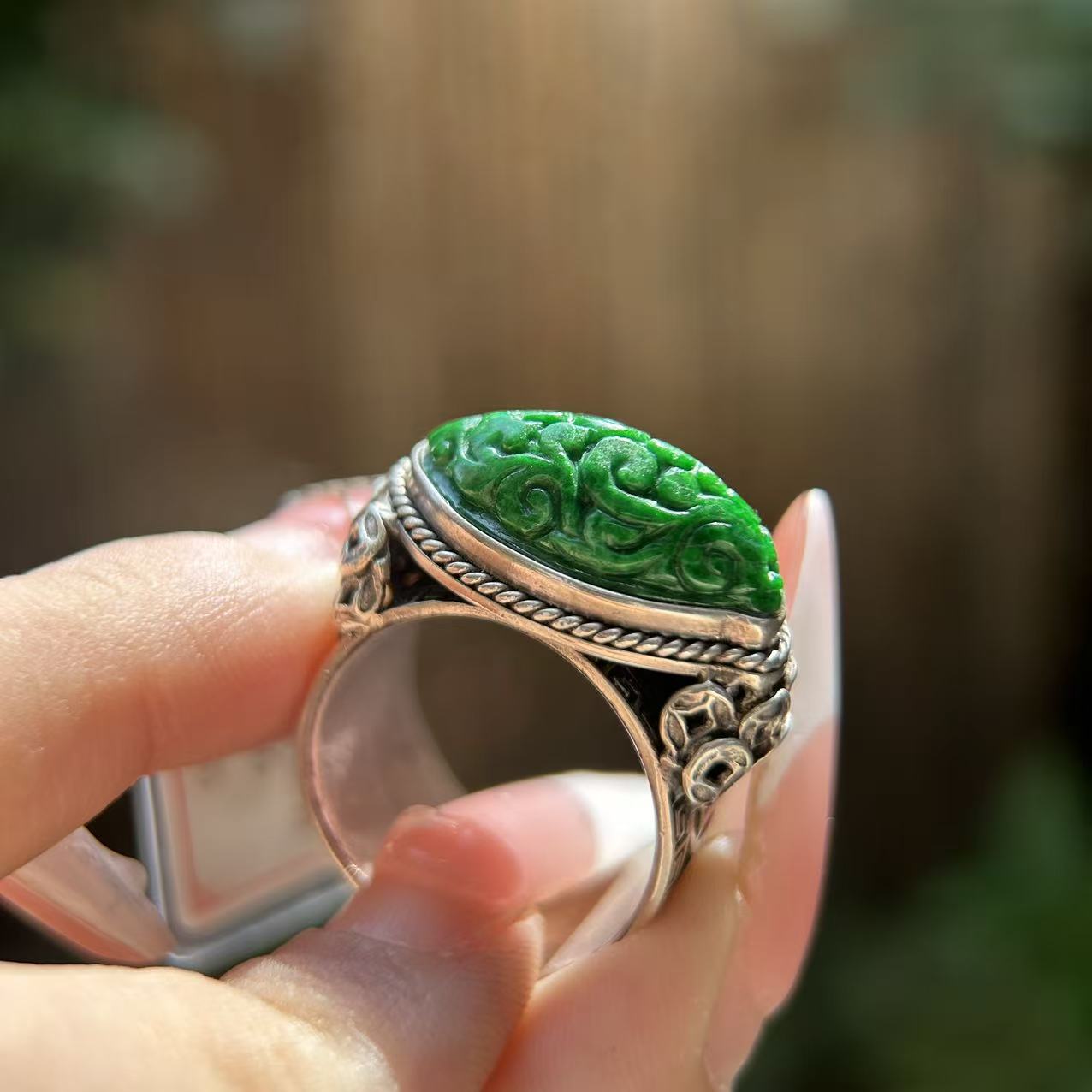 定制银镶戒指  满绿马鞍蛋面手工银镶