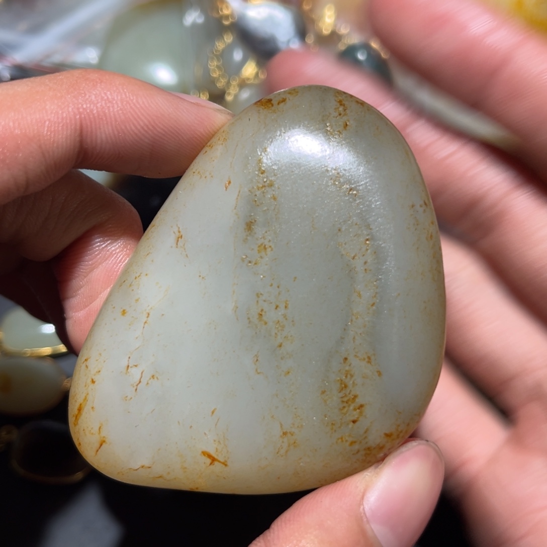 和田玉未镶嵌珠宝奇石