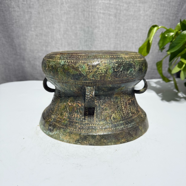 青铜器太阳轮狩猎铜鼓，高15厘米纯铜材质，家居装饰礼品。