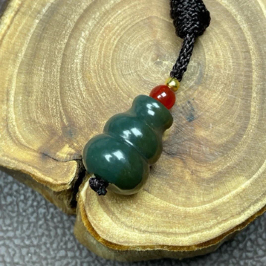 【集团臻选】天然精品和田玉葫芦吊坠FL30035（展示品勿私拍）1