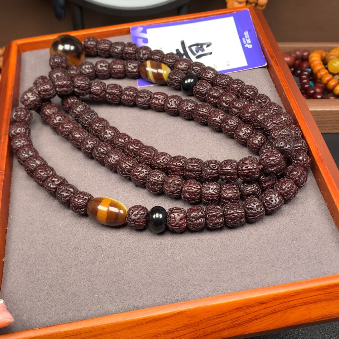 金刚菩提吊坠金**月菩提