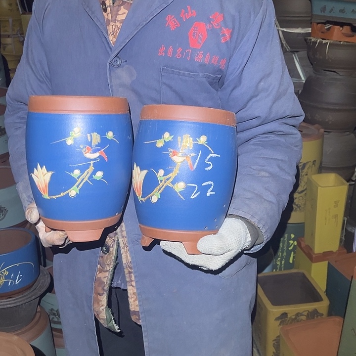 紫砂紫砂花盆是最具观赏色彩