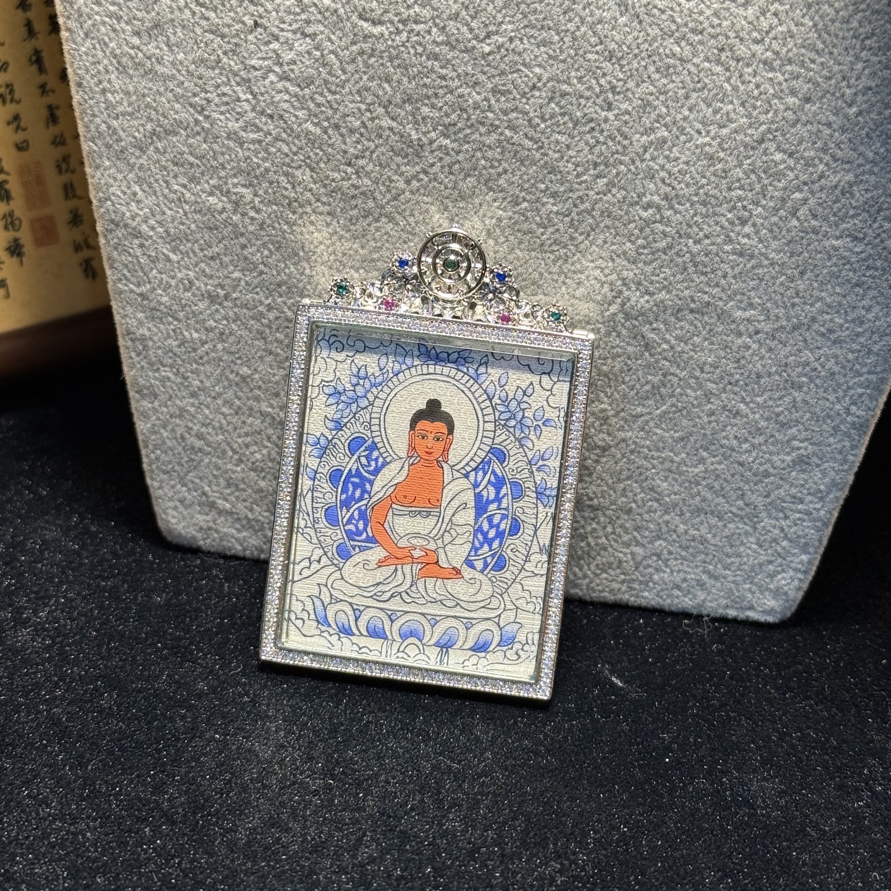 银唐阿弥陀佛-纯手绘矿物原料唐卡