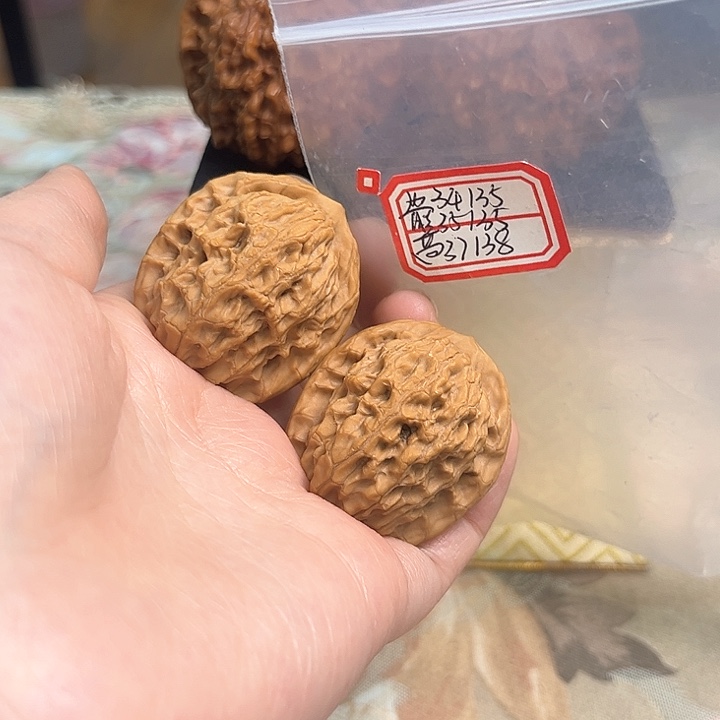 文玩核桃把件非嫁接马老四