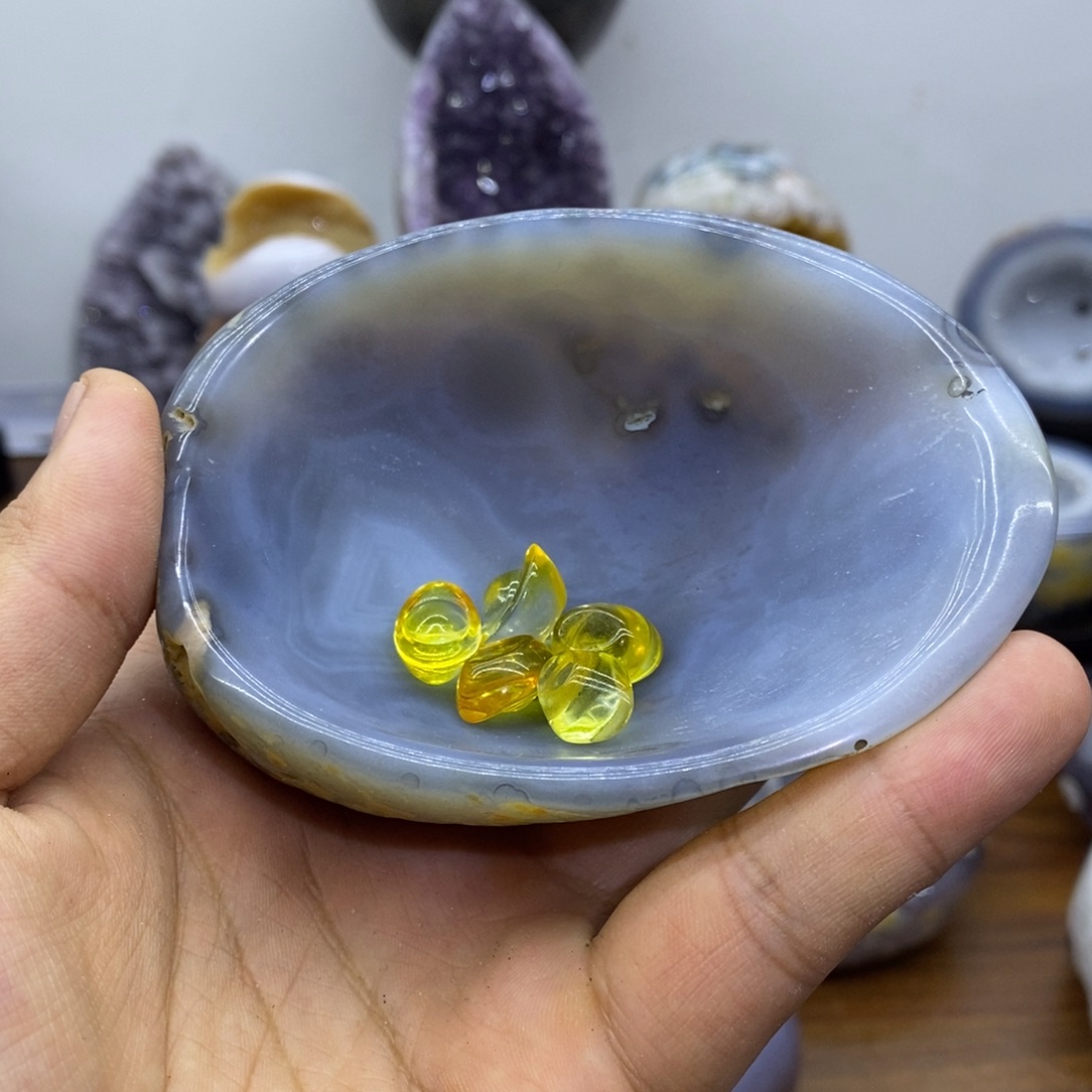 未镶嵌水晶大型摆件（非配饰）