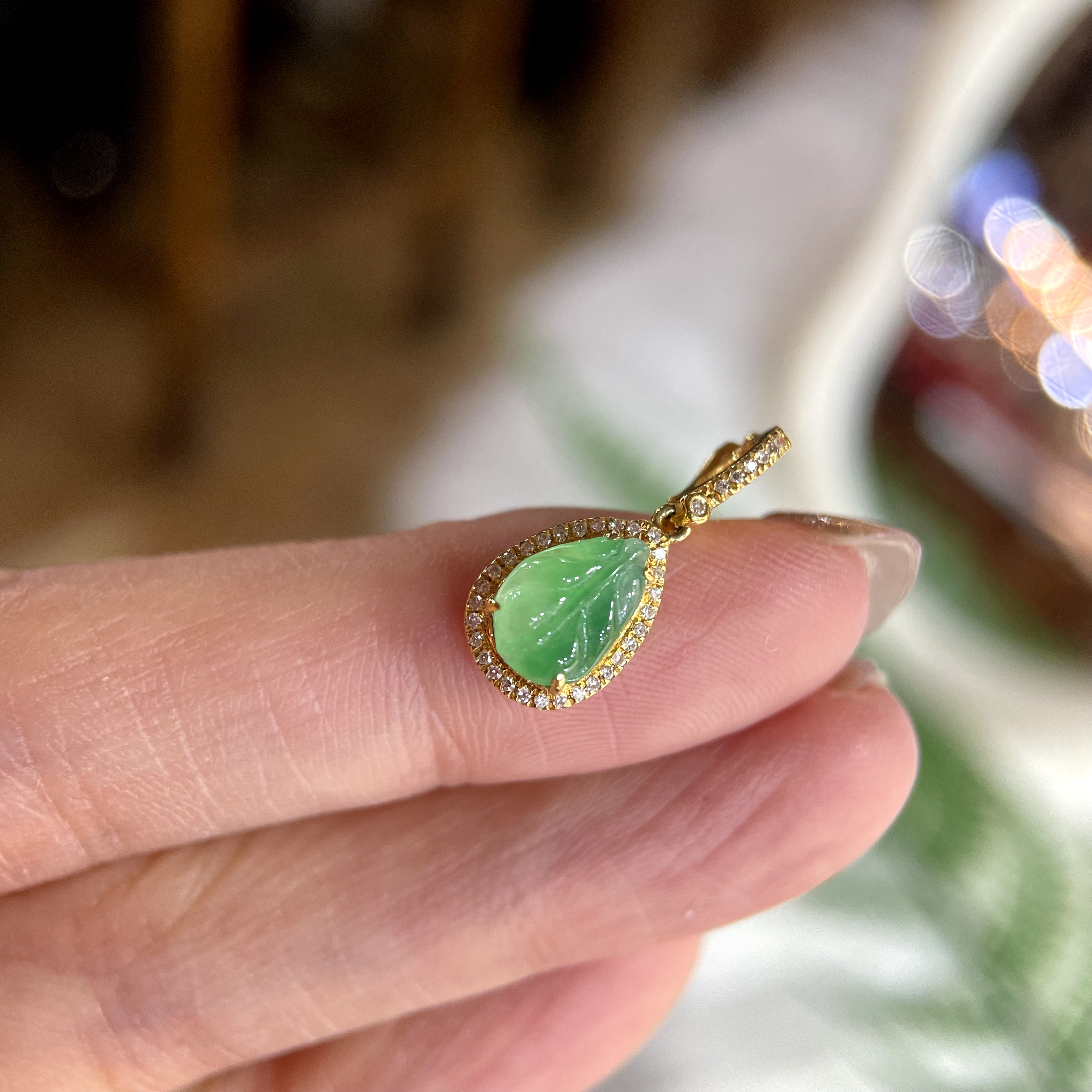 天然a货翡翠18k金镶嵌高冰叶子滴流小吊坠