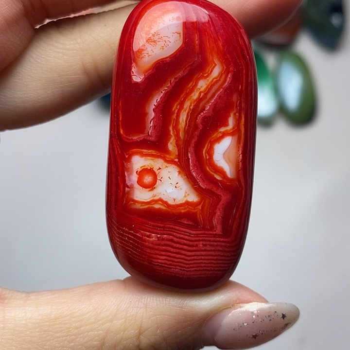 且***歌玛瑙/玉髓未镶嵌吊坠(不含链)